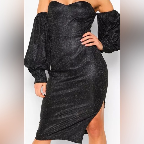 Boohoo Dresses & Skirts - Boohoo off shoulder GOLD dress